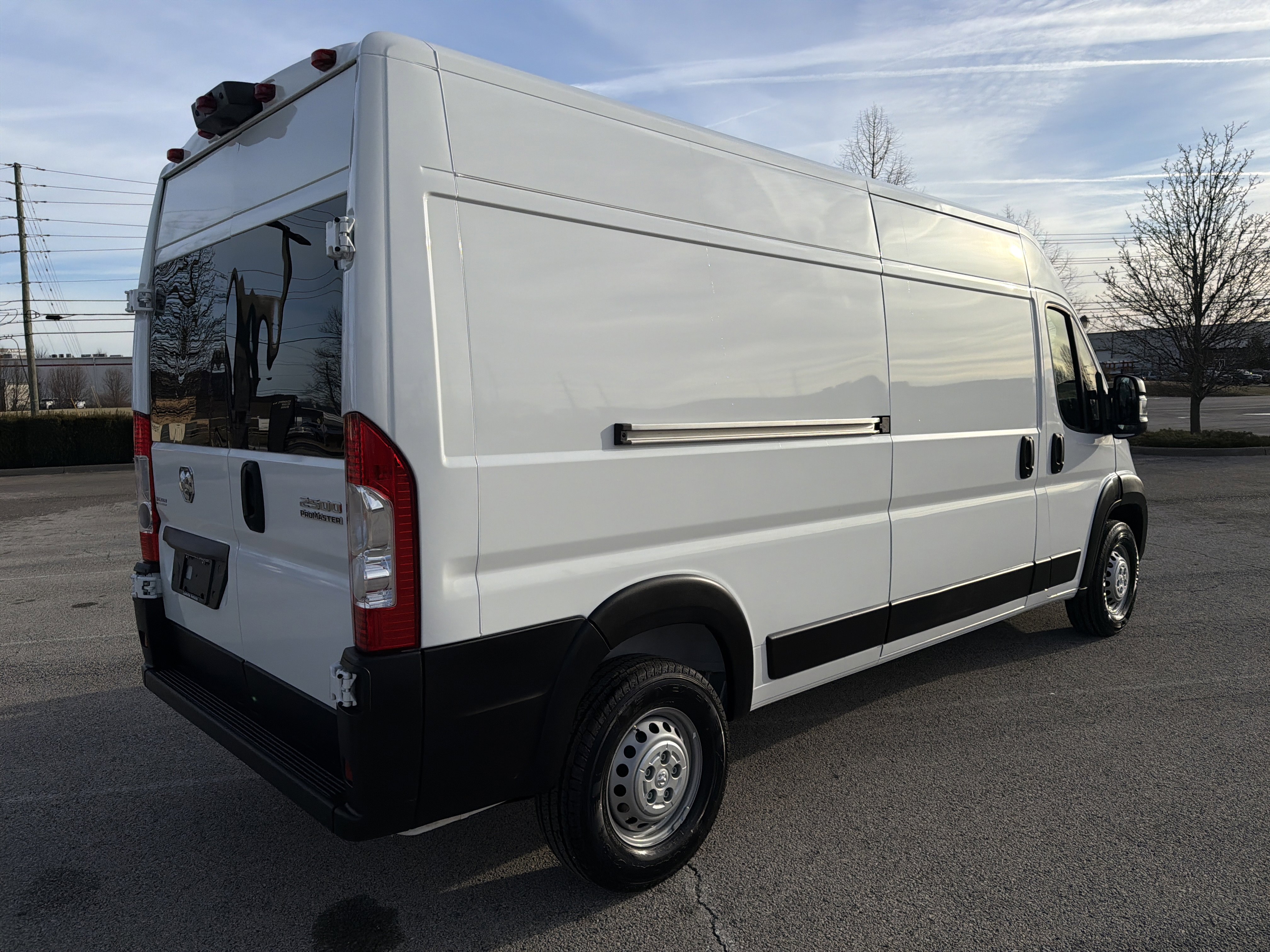 Used 2024 RAM ProMaster 2500 image 7