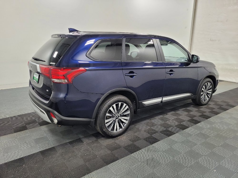Used 2020 Mitsubishi Outlander SE image 10