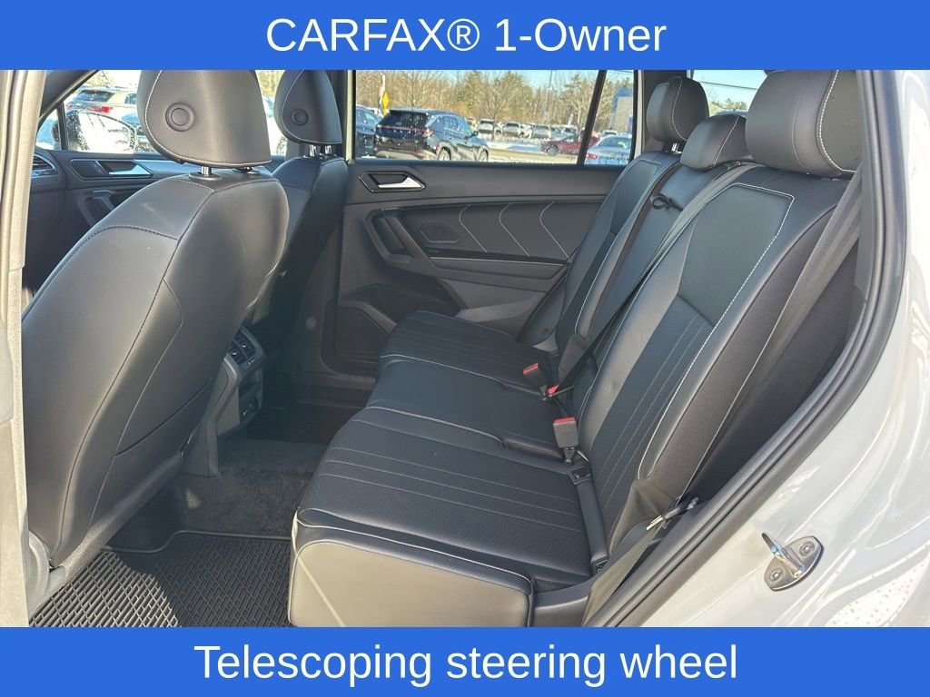 Used 2024 Volkswagen Tiguan SE R-Line image 33