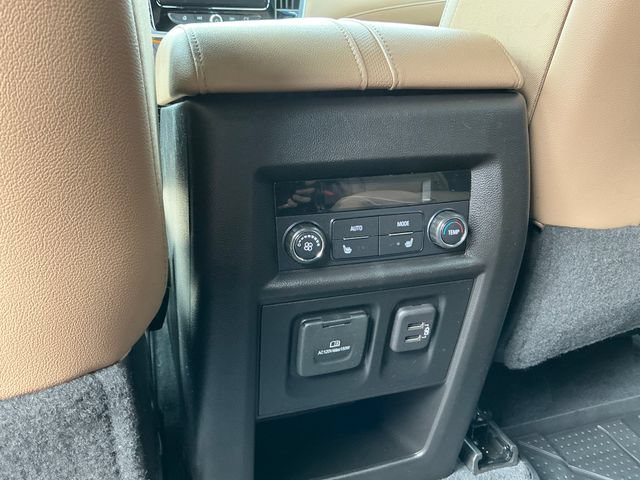 Certified 2022 Chevrolet Traverse Premier w/ LPO, 'HIT The Road' Package AWD/4WD image 15