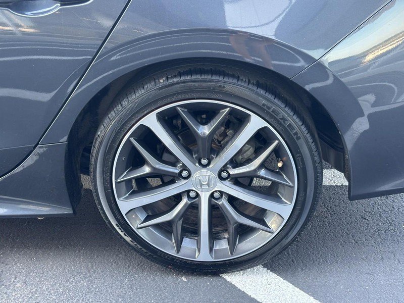 Used 2022 Honda Civic Touring image 10