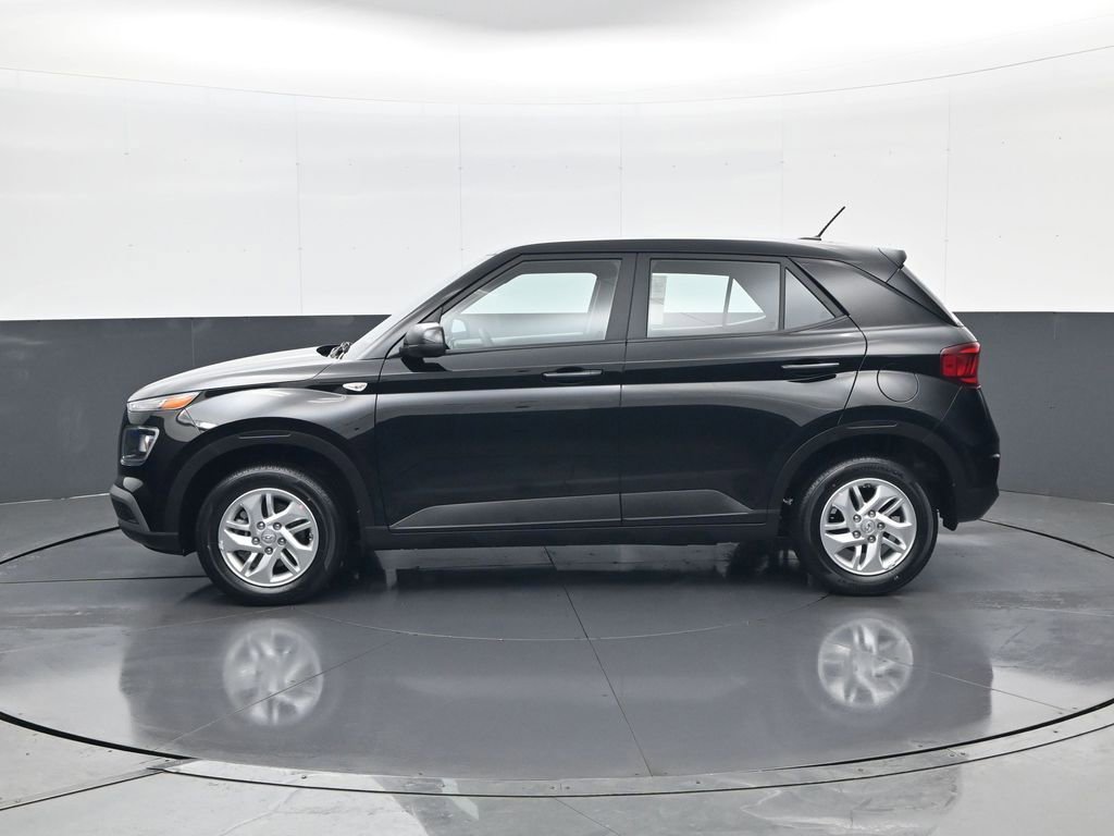 Certified 2026 Hyundai Venue SE image 8