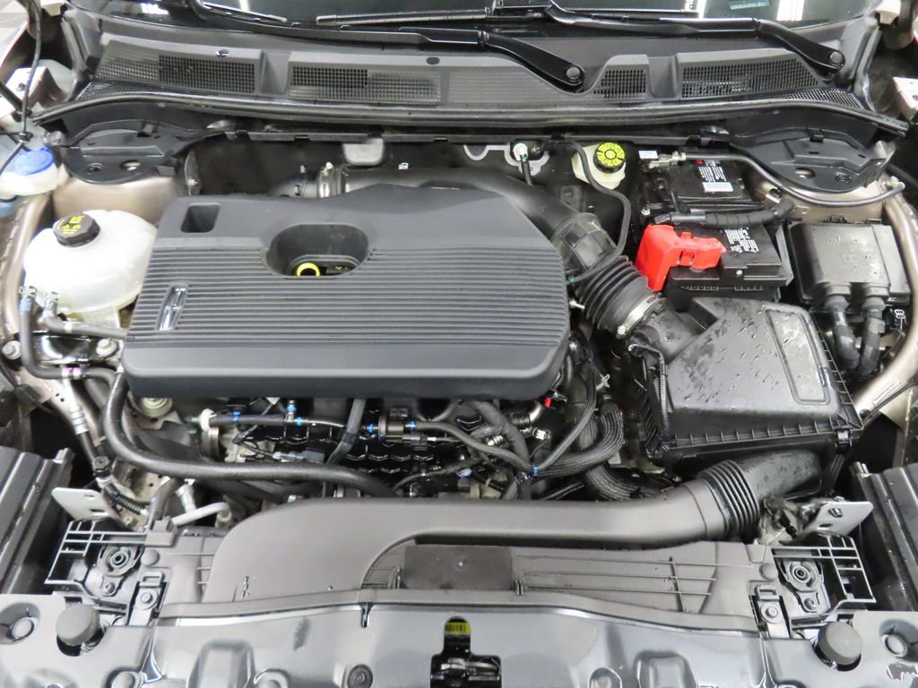 Used 2020 Lincoln Corsair Reserve AWD/4WD image 35