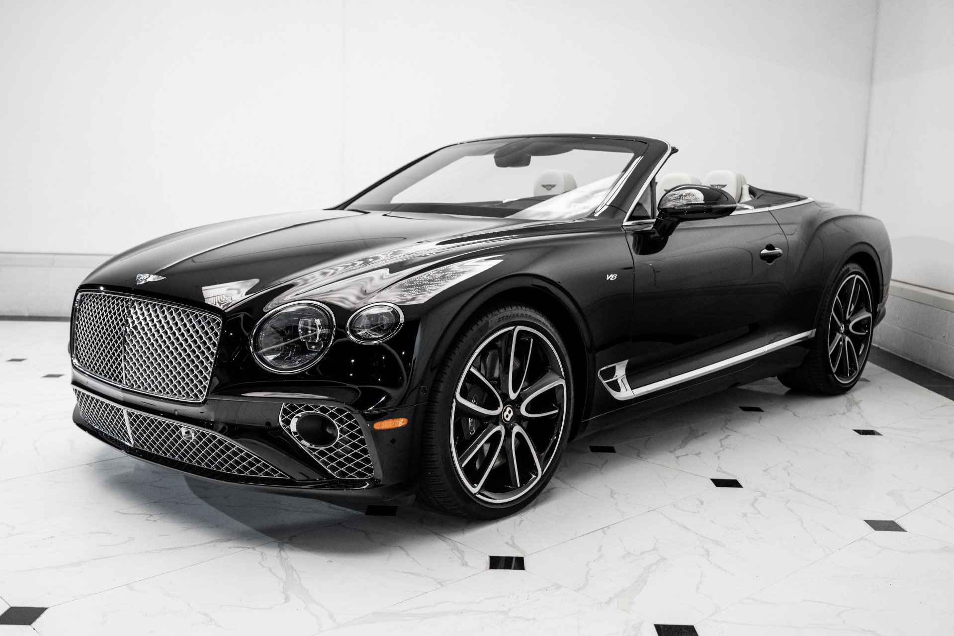 Certified 2020 Bentley Continental GT V8 AWD/4WD image 9