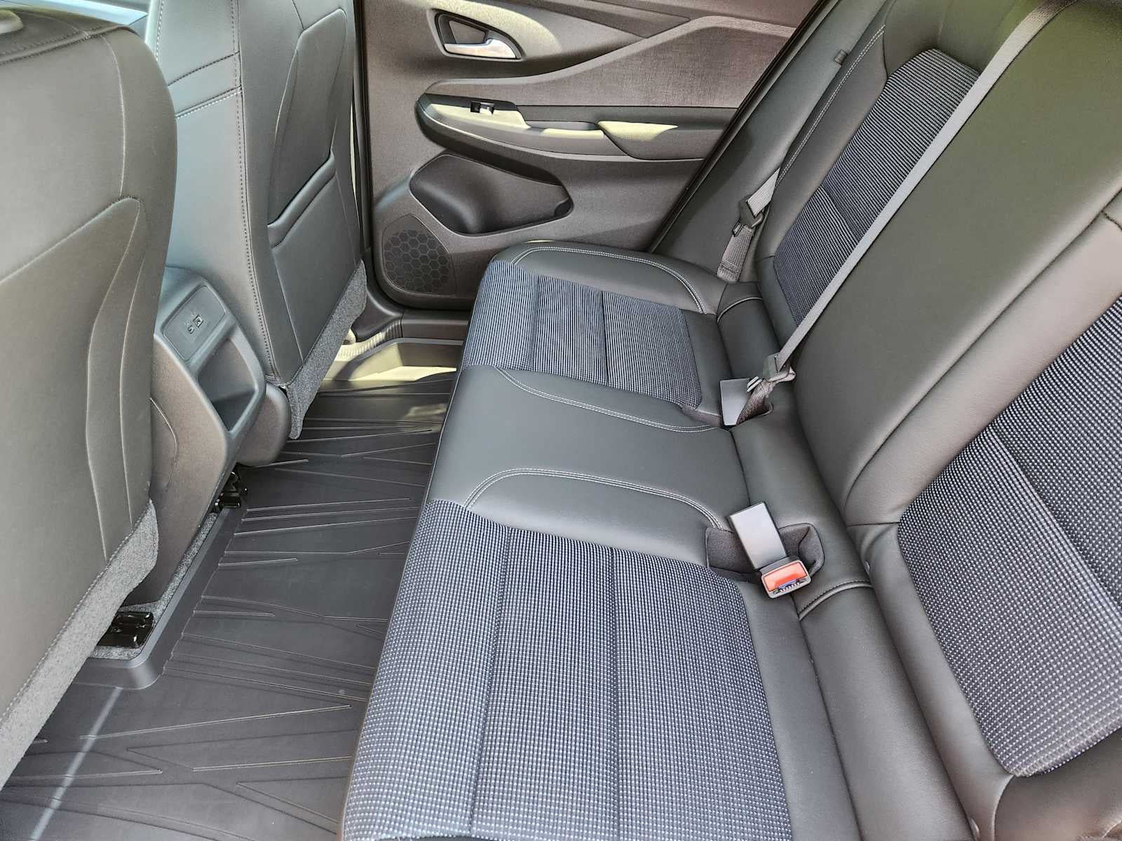New 2026 Buick Envista Preferred w/ Convenience I Package FWD image 9