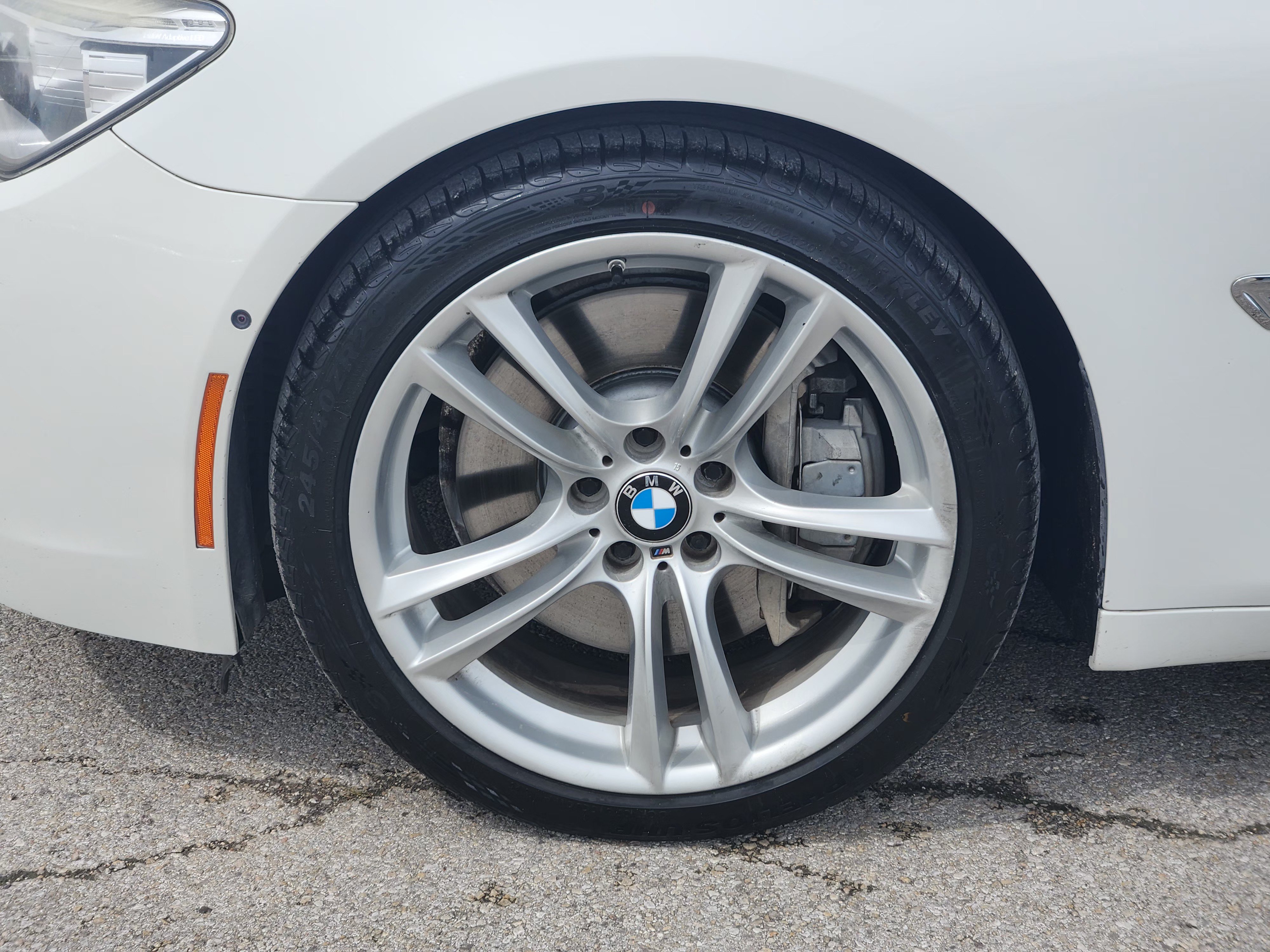 Used 2015 BMW 750Li RWD image 10
