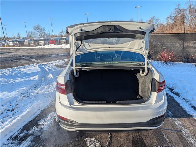 Certified 2023 Volkswagen Jetta Sport image 18