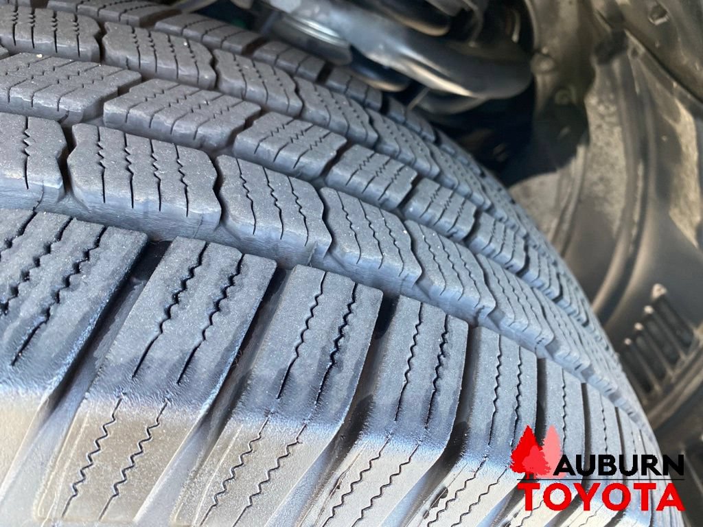 Used 2018 Toyota 4Runner SR5 Premium AWD/4WD image 12