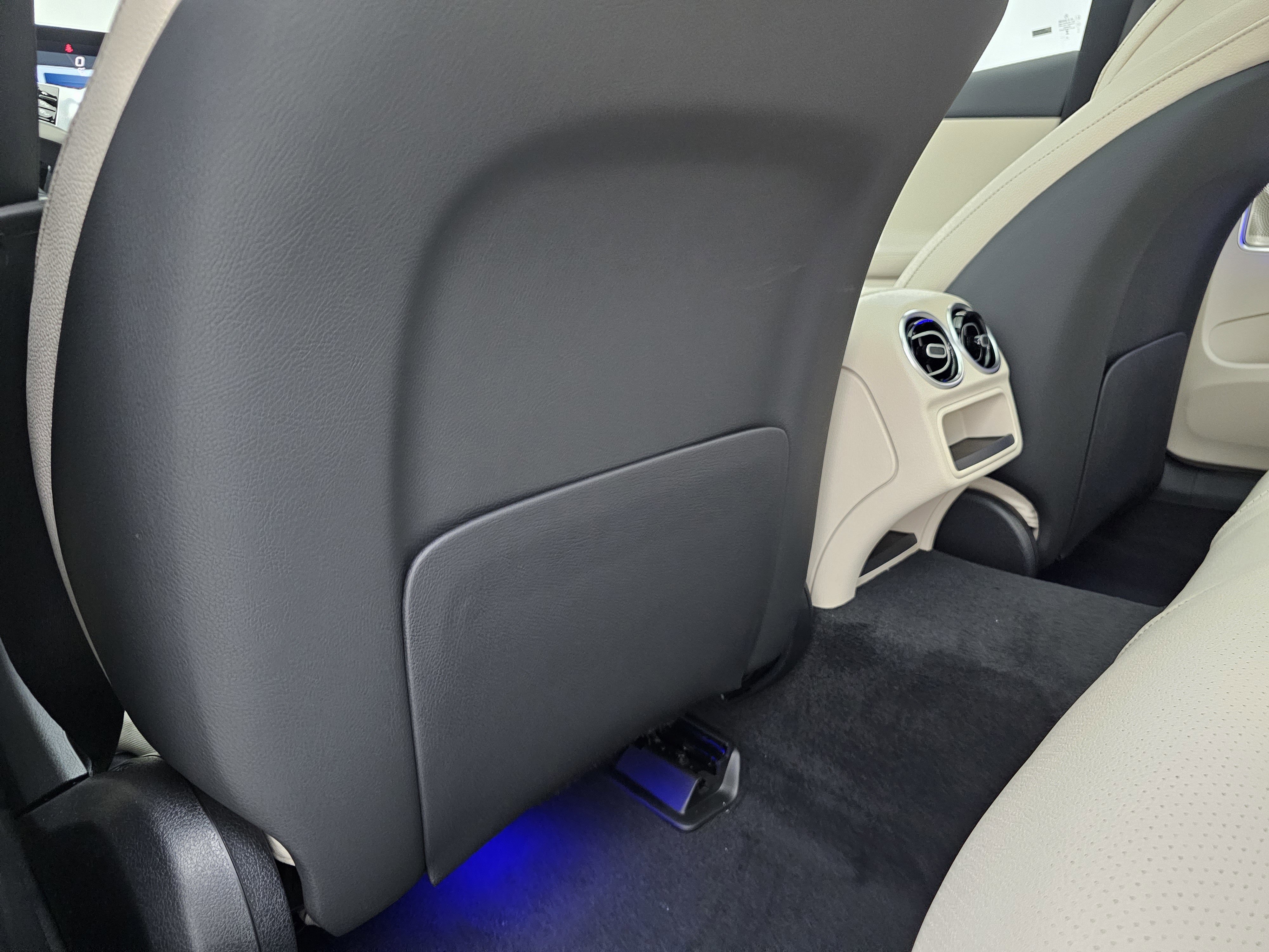 New 2026 Mercedes-Benz C 300 4MATIC Sedan image 20