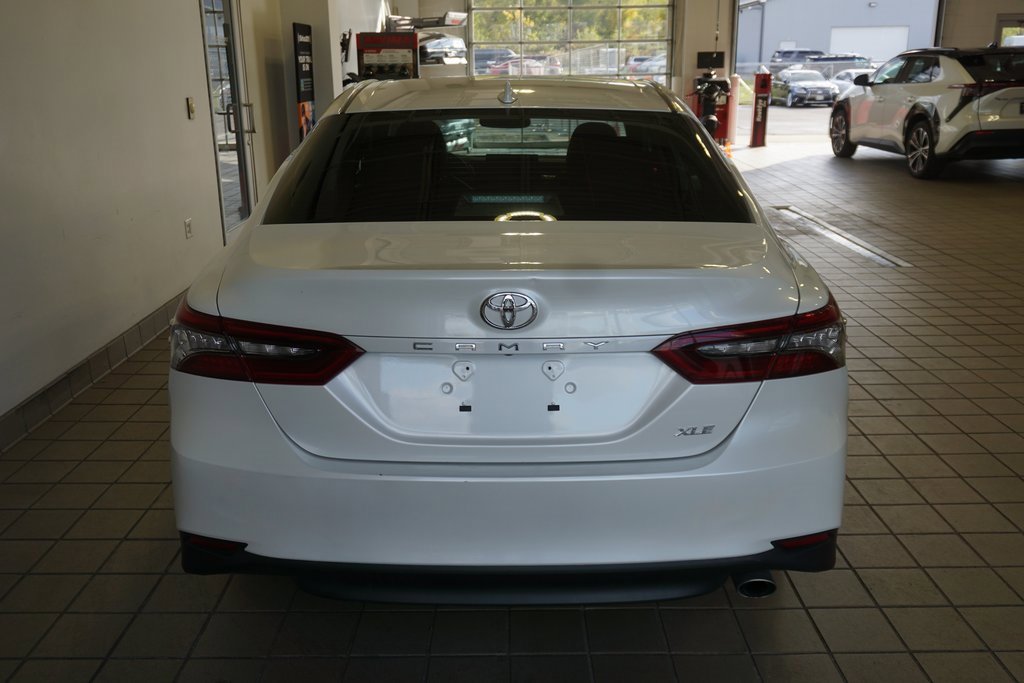 Used 2023 Toyota Camry XLE image 17
