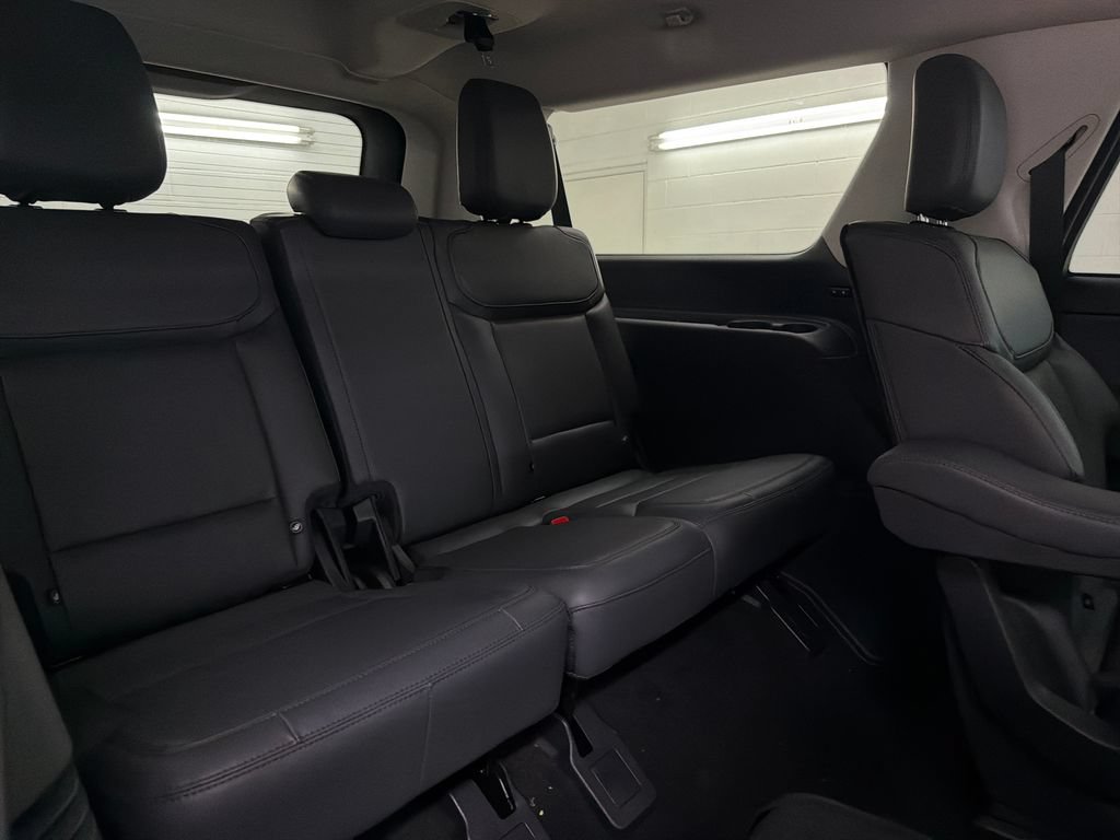 New 2027 Ford Expedition Max Active RWD image 30
