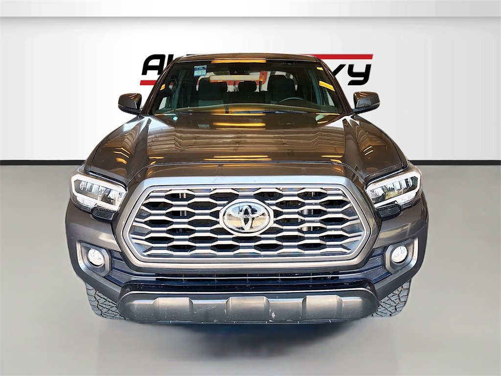 Used 2023 Toyota Tacoma TRD Off-Road image 2