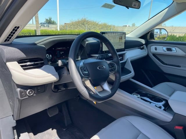 New 2026 Ford Explorer Active w/ Active Comfort Package RWD image 9