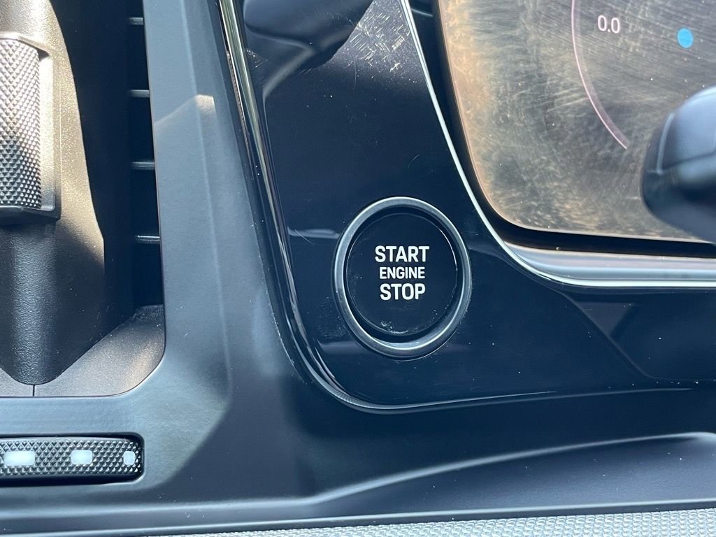 Used 2024 Porsche Cayenne Coupe image 18