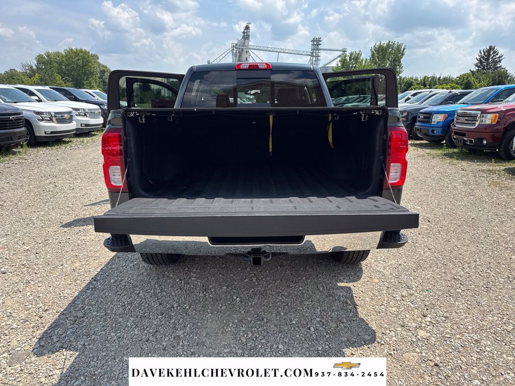 Used 2018 Chevrolet Silverado 1500 LTZ w/ Sport Package AWD/4WD image 31