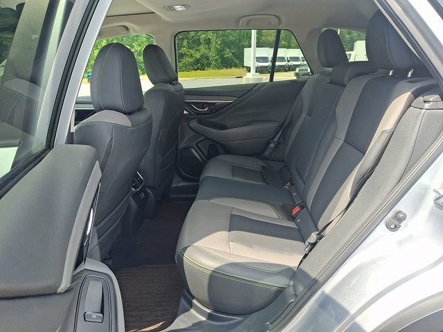 Used 2025 Subaru Outback Onyx Edition AWD/4WD image 10