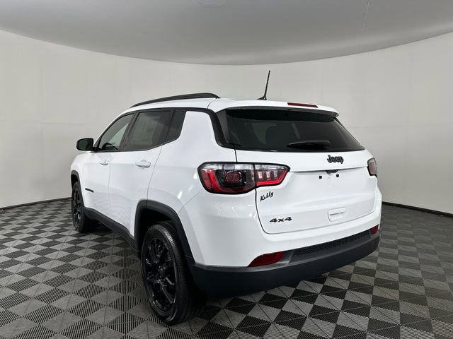 New 2026 Jeep Compass Latitude AWD/4WD image 4
