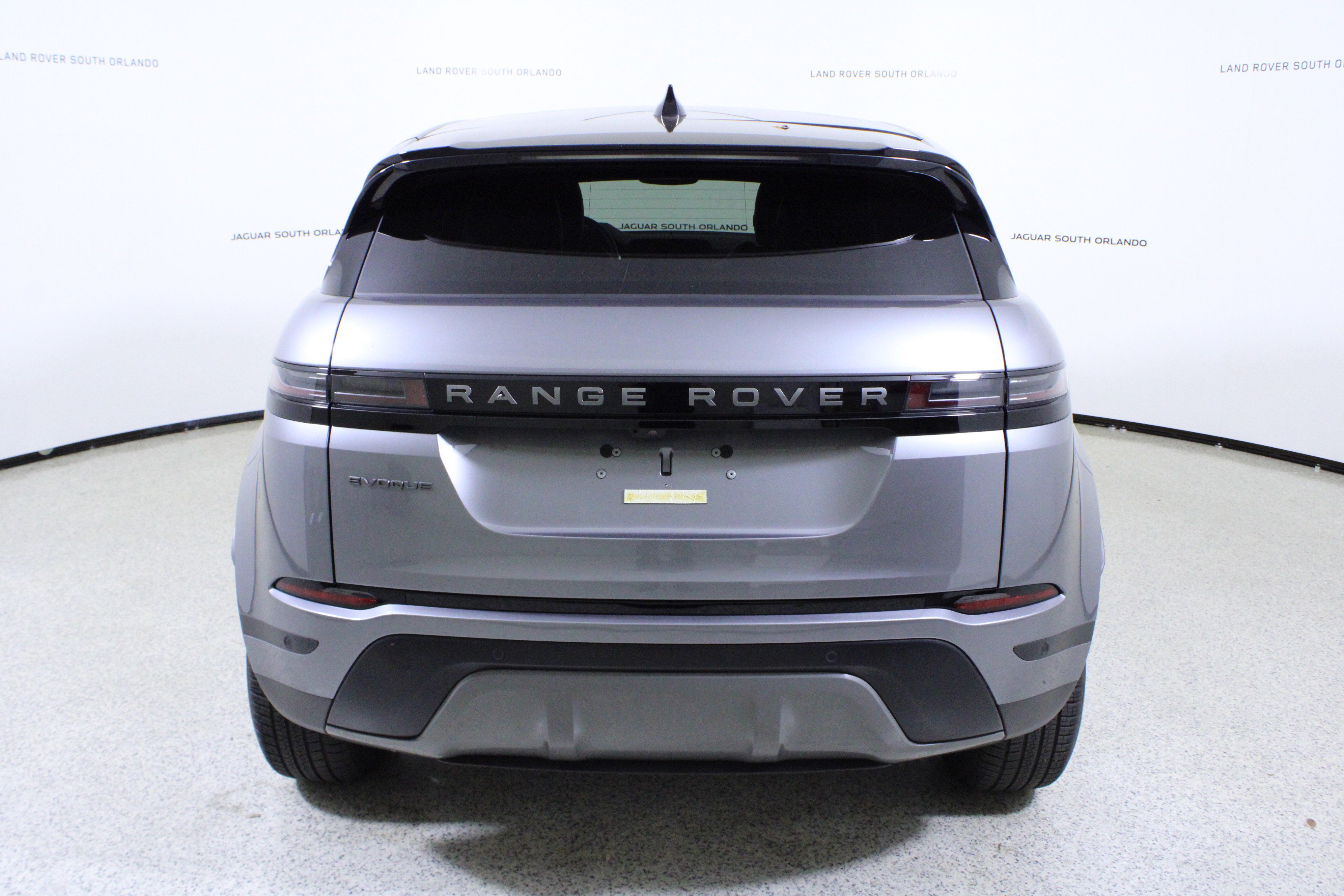 Used 2026 Land Rover Range Rover Evoque S AWD/4WD image 6
