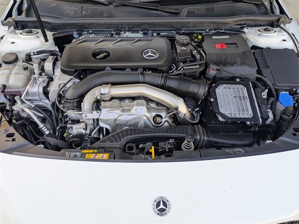 Used 2025 Mercedes-Benz CLA 250 image 29