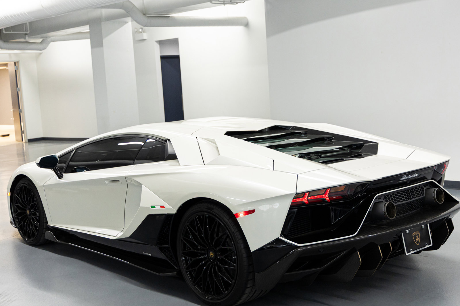 Used 2022 Lamborghini Aventador LP 780-4 Ultimae image 7