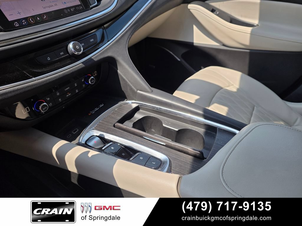 Used 2022 Buick Enclave Avenir w/ Avenir Technology Package AWD/4WD image 20