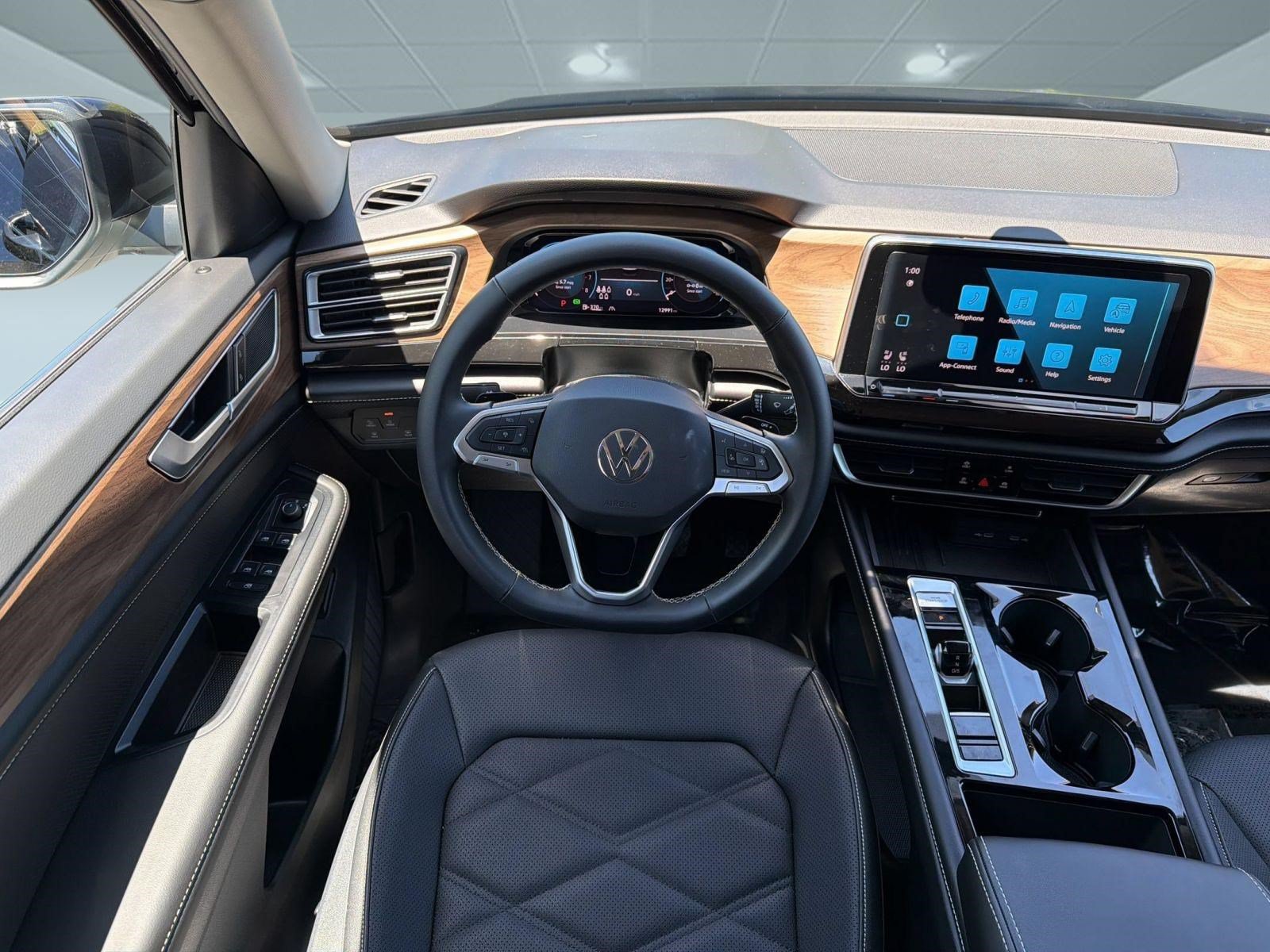 Used 2026 Volkswagen Atlas SE w/ Black Wheel Package AWD/4WD image 27