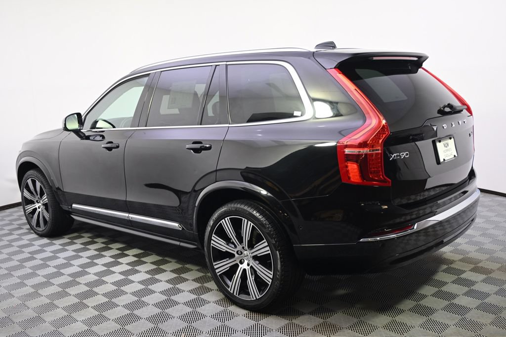 Used 2024 Volvo XC90 B6 Plus w/ Protection Package AWD/4WD image 3