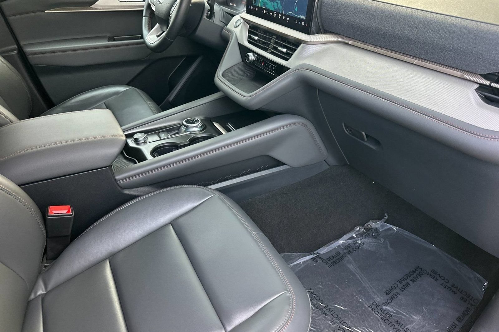 New 2025 Ford Explorer Active w/ Active Comfort Package RWD image 22