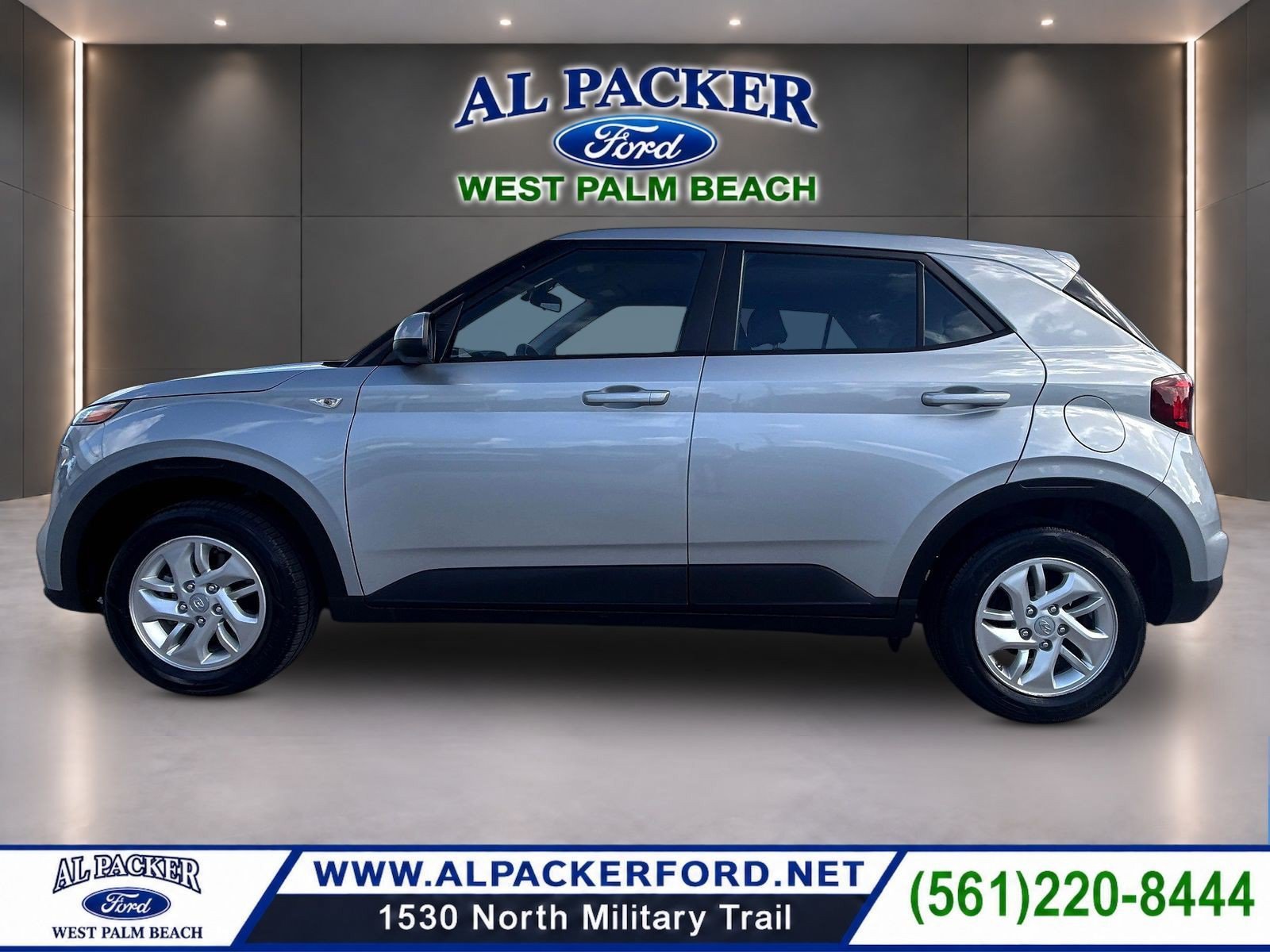 Used 2021 Hyundai Venue SE FWD image 9