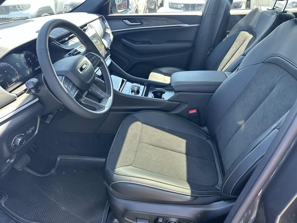 New 2026 Jeep Grand Cherokee Altitude AWD/4WD image 17