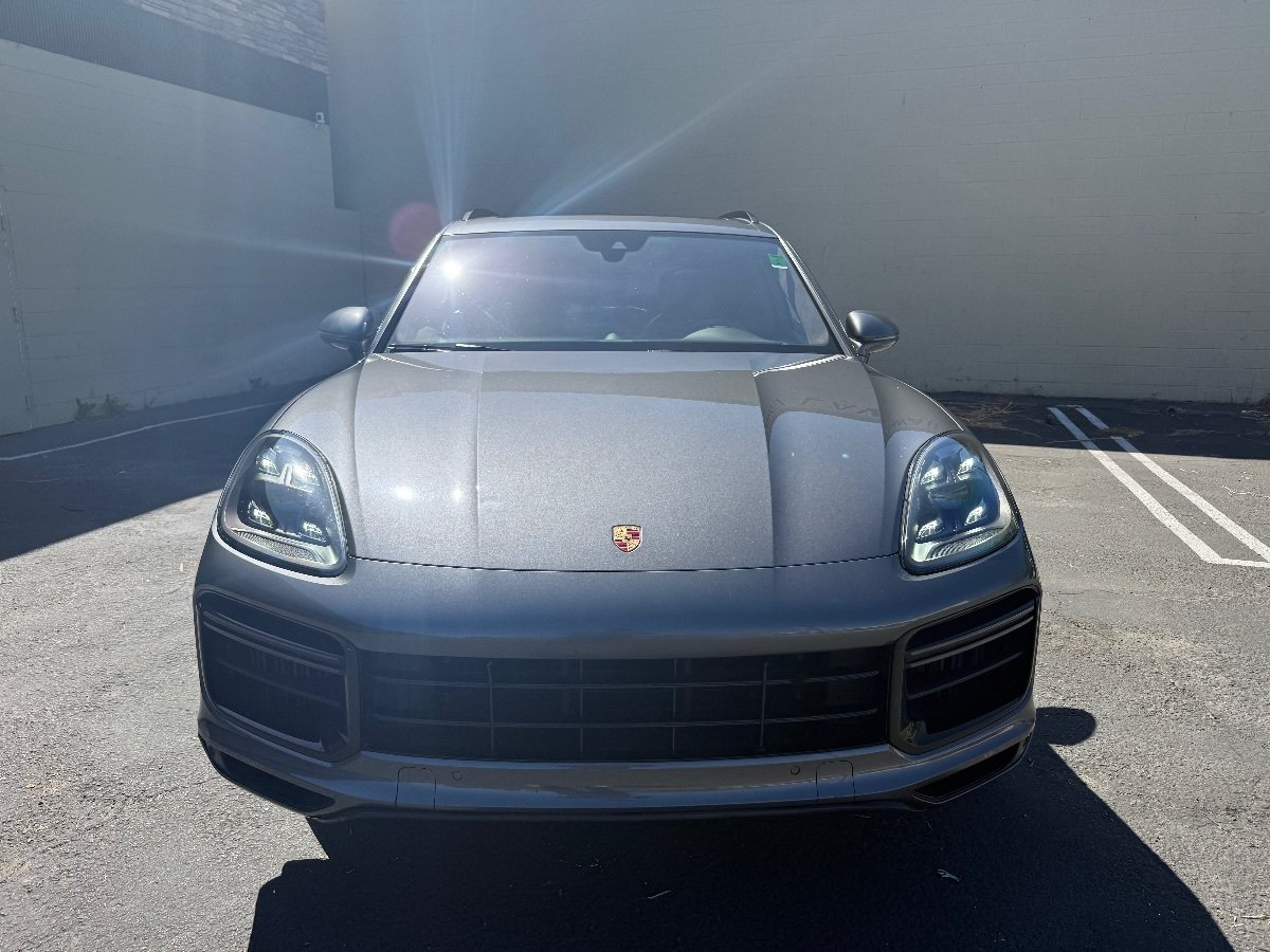Used 2019 Porsche Cayenne Turbo AWD/4WD image 4