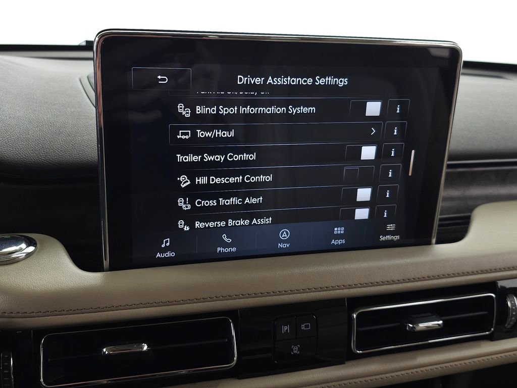Used 2020 Lincoln Aviator Reserve w/ Equipment Group 201A AWD/4WD image 30