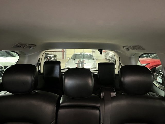 Used 2022 Nissan Armada SV image 11