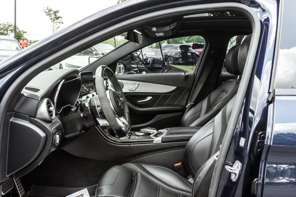 Used 2021 Mercedes-Benz C 63 AMG S image 31