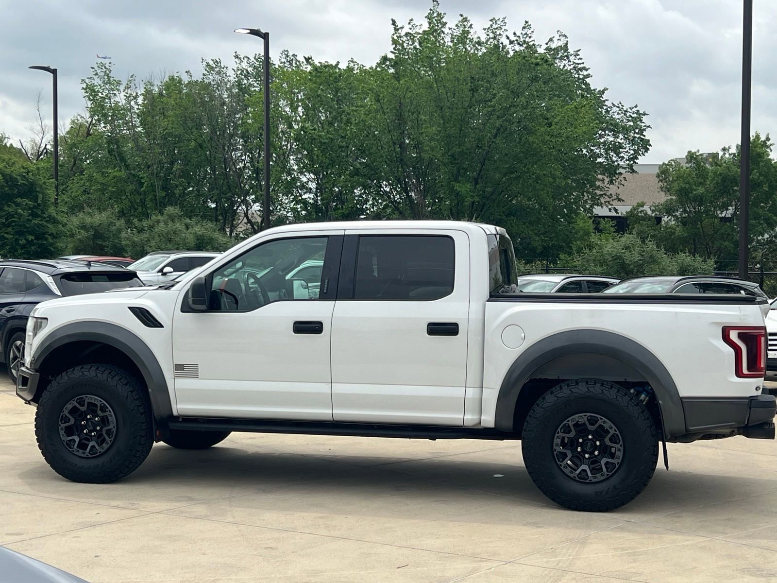 Used 2018 Ford F150 Raptor w/ Equipment Group 801A Mid image 6