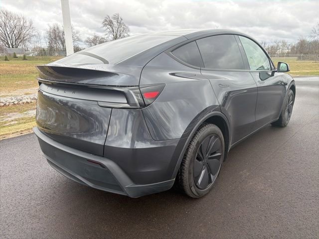 Used 2026 Tesla Model Y Long Range image 6