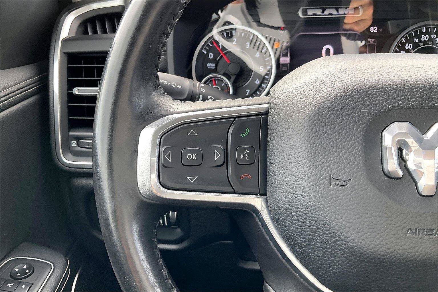 Used 2022 RAM 1500 Laramie AWD/4WD image 18