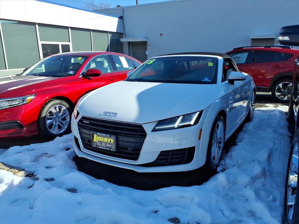 Used 2018 Audi TT 2.0T w/ Technology Package image 3