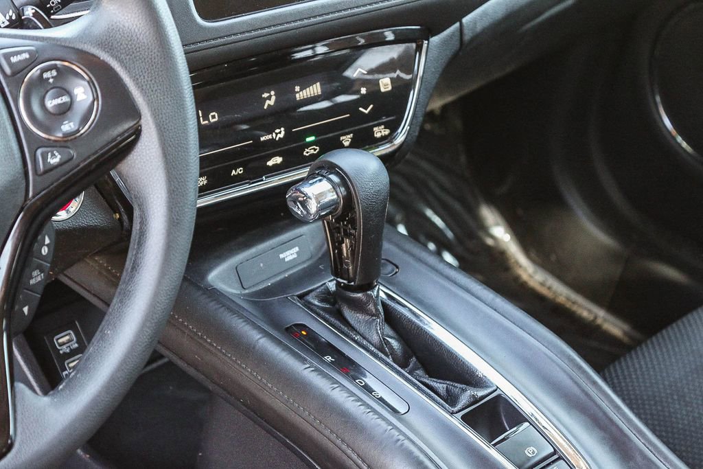 Used 2021 Honda HR-V EX image 24