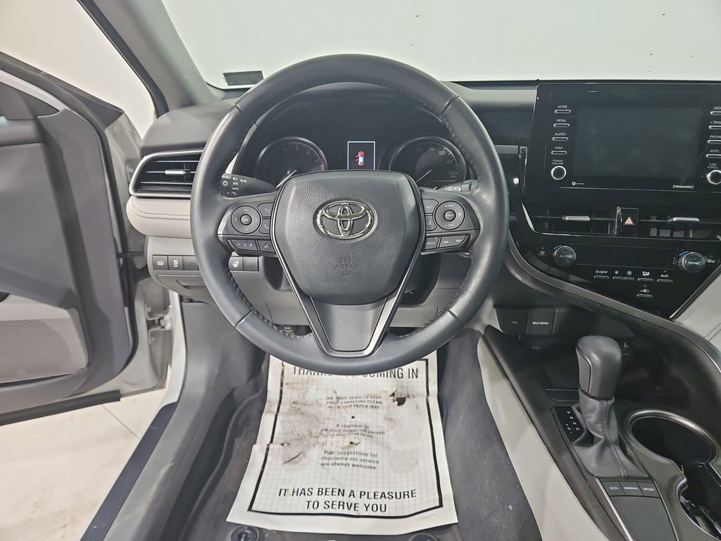 Used 2023 Toyota Camry SE w/ Cold Weather Package image 14