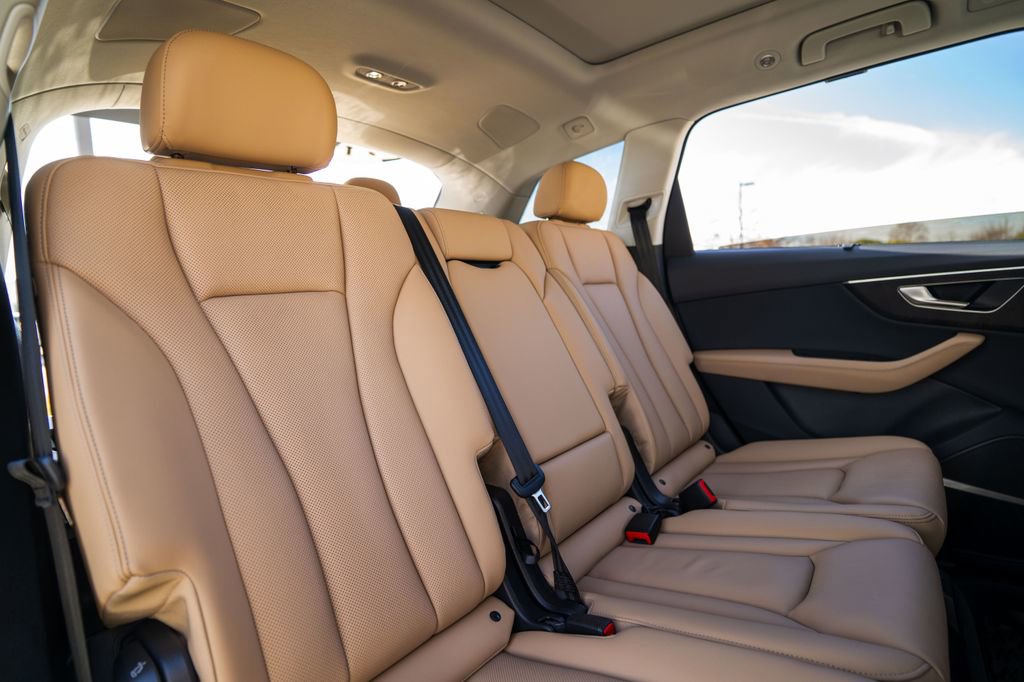 Used 2025 Audi Q7 2.0T Premium Plus w/ Premium Plus Package image 33