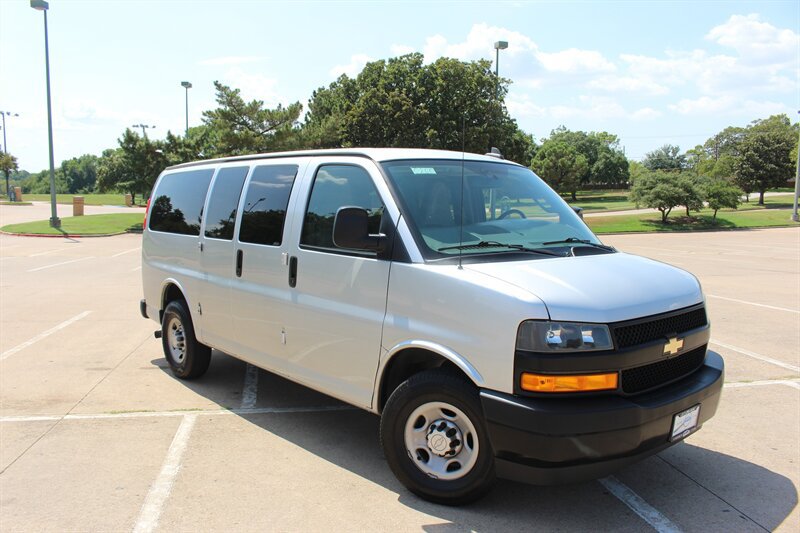 Used 2019 Chevrolet Express 2500 LS w/ Driver Convenience Package RWD image 7