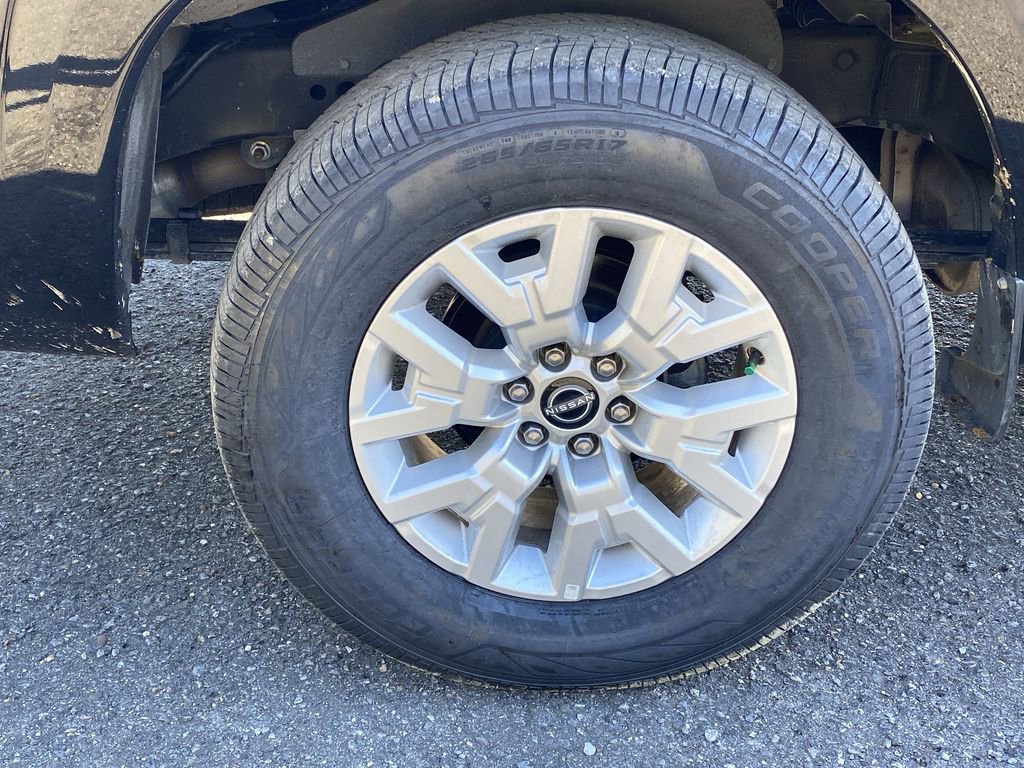 Used 2023 Nissan Frontier SV image 36