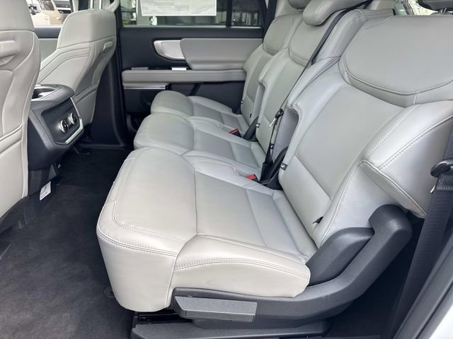 New 2026 Ford Expedition Max Active image 19