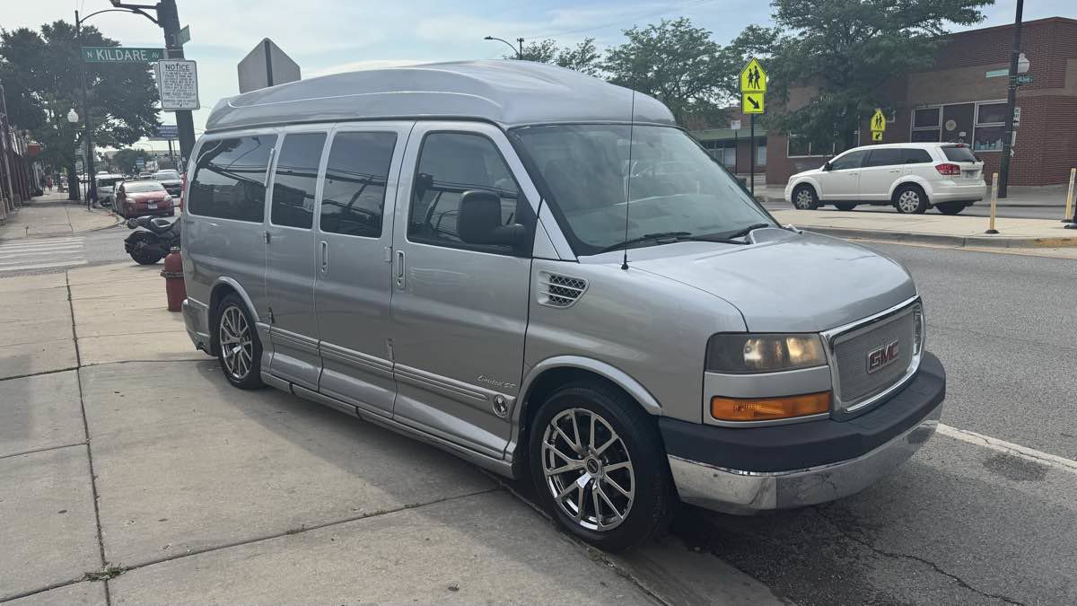 Used 2014 GMC Savana 1500 RWD image 8