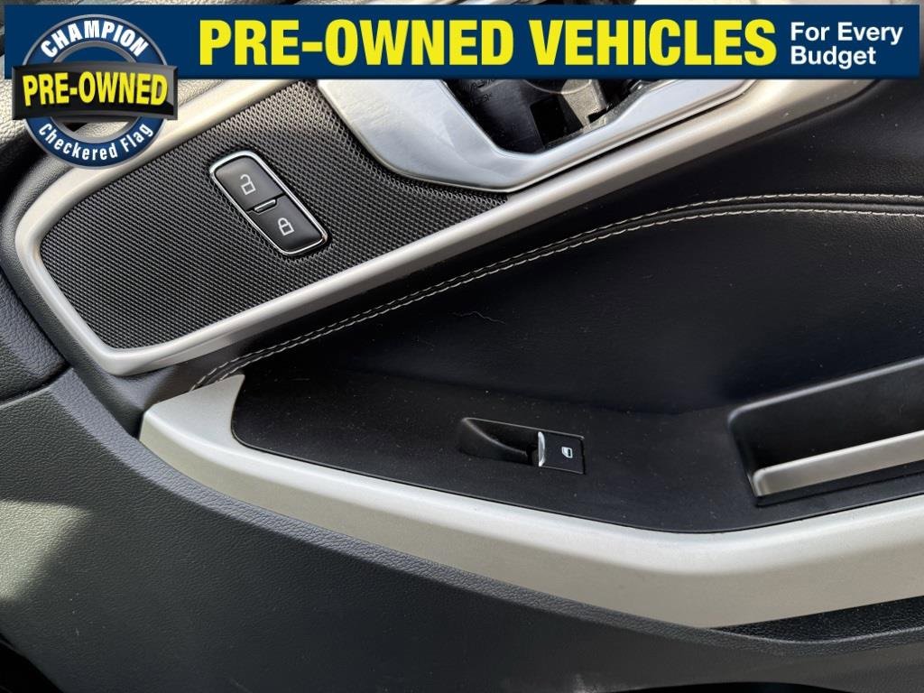 Used 2021 Ford Explorer XLT w/ Equipment Group 202A image 30