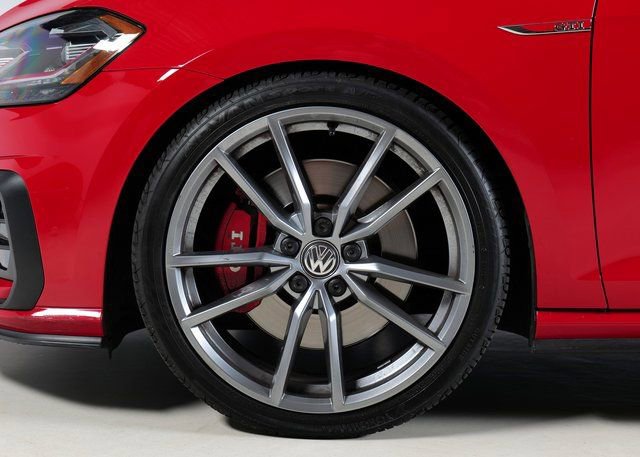 Used 2021 Volkswagen GTI SE image 34