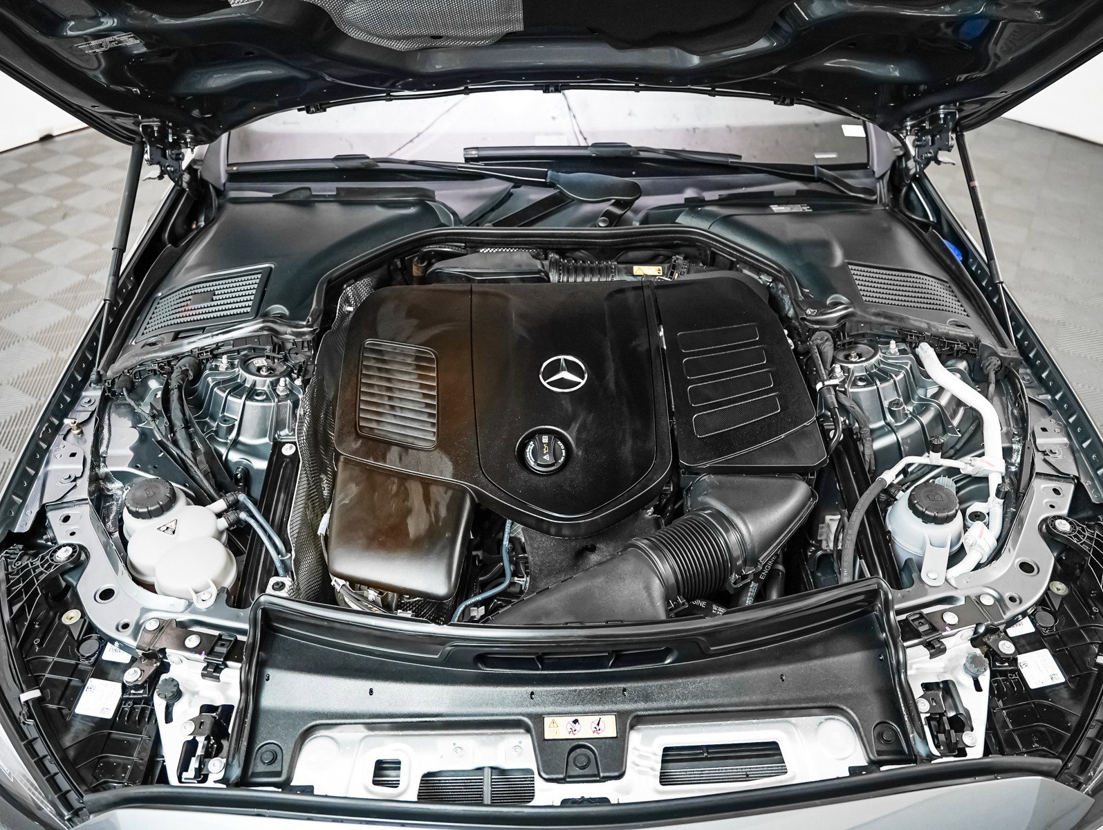 Certified 2023 Mercedes-Benz C 300 Sedan image 4