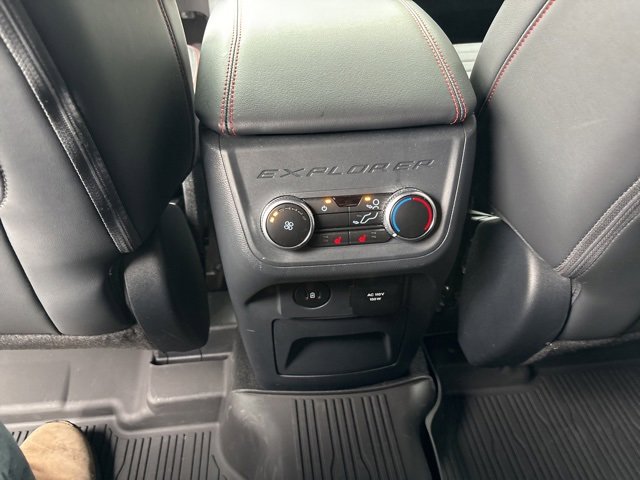 Used 2025 Ford Explorer ST-Line w/ Premium Package image 15
