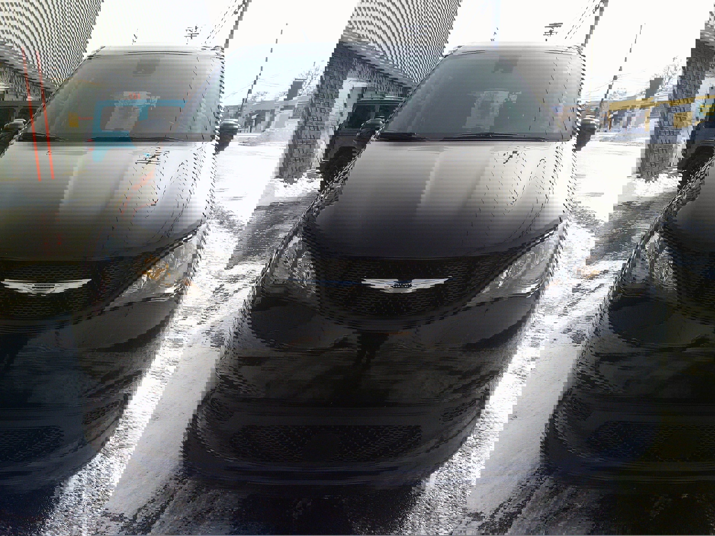 Used 2024 Chrysler Voyager LX image 8